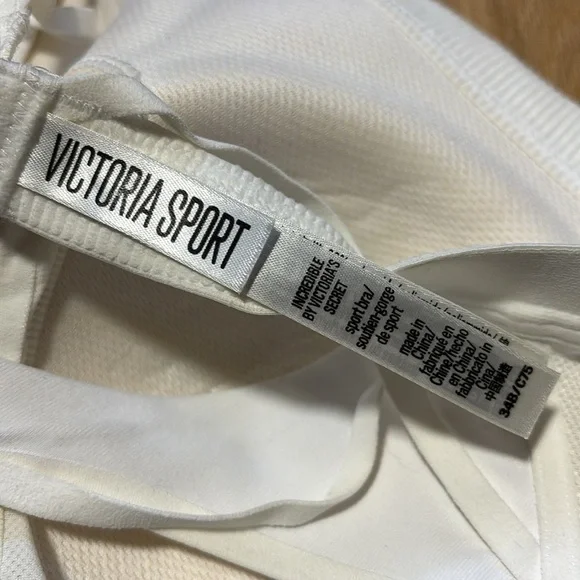 Victoria Sport Padded Racerback Sports Bra - Picture 3 of 6